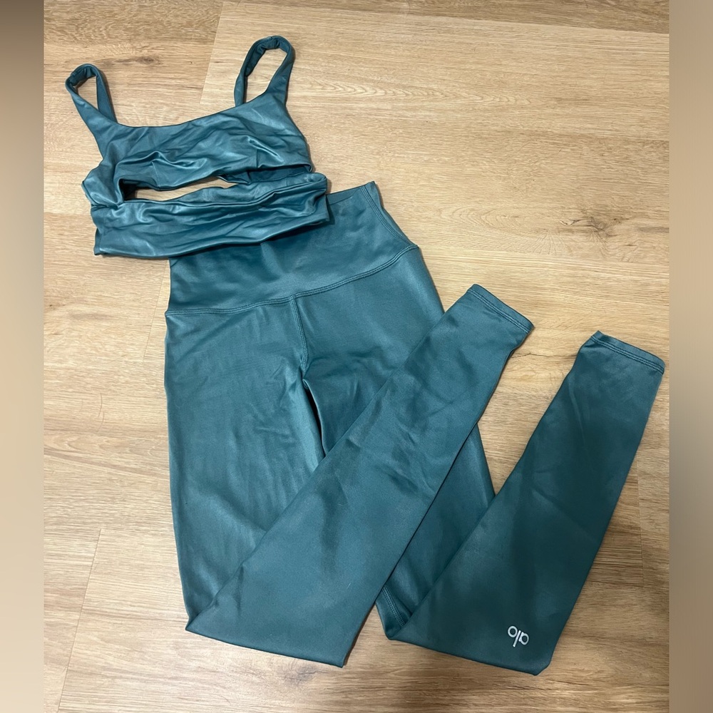 ALO Yoga Teal workout set